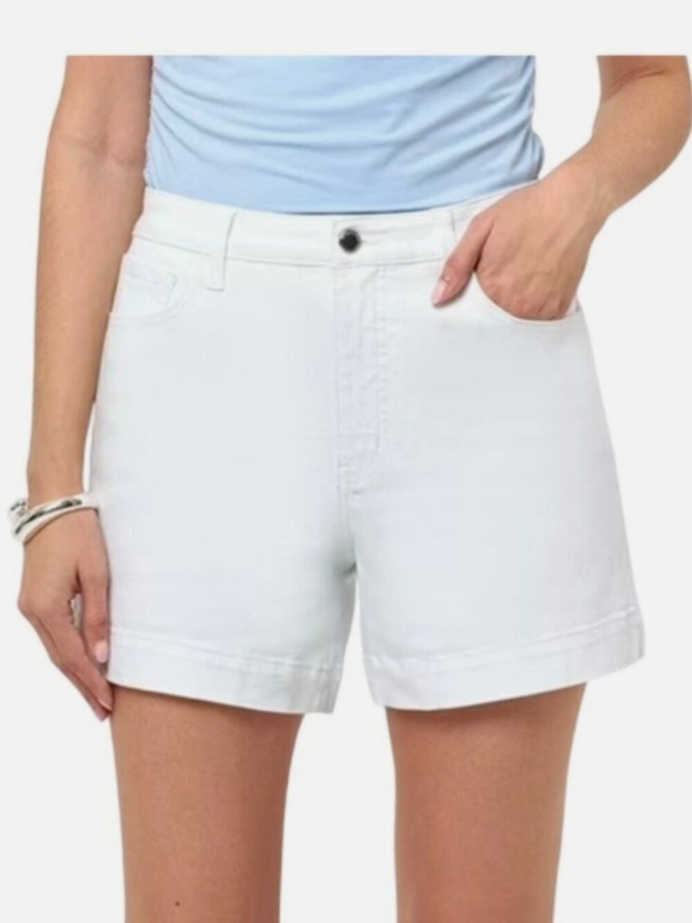 Rebecca Minkoff White High Rise Relaxed Fit Denim shorts Size 4